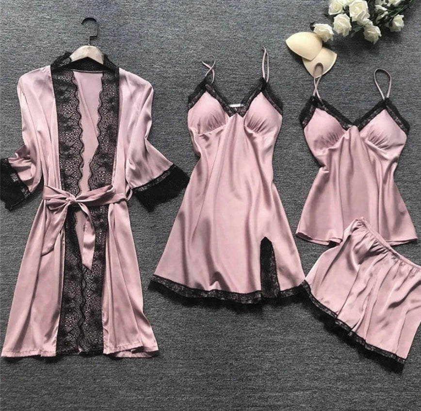 https://cdn.shopify.com/s/files/1/0998/9200/3147/files/luxe-satin-pyjama-set-luna-pink-xs-state_of_style-5.jpg?v=1766840526