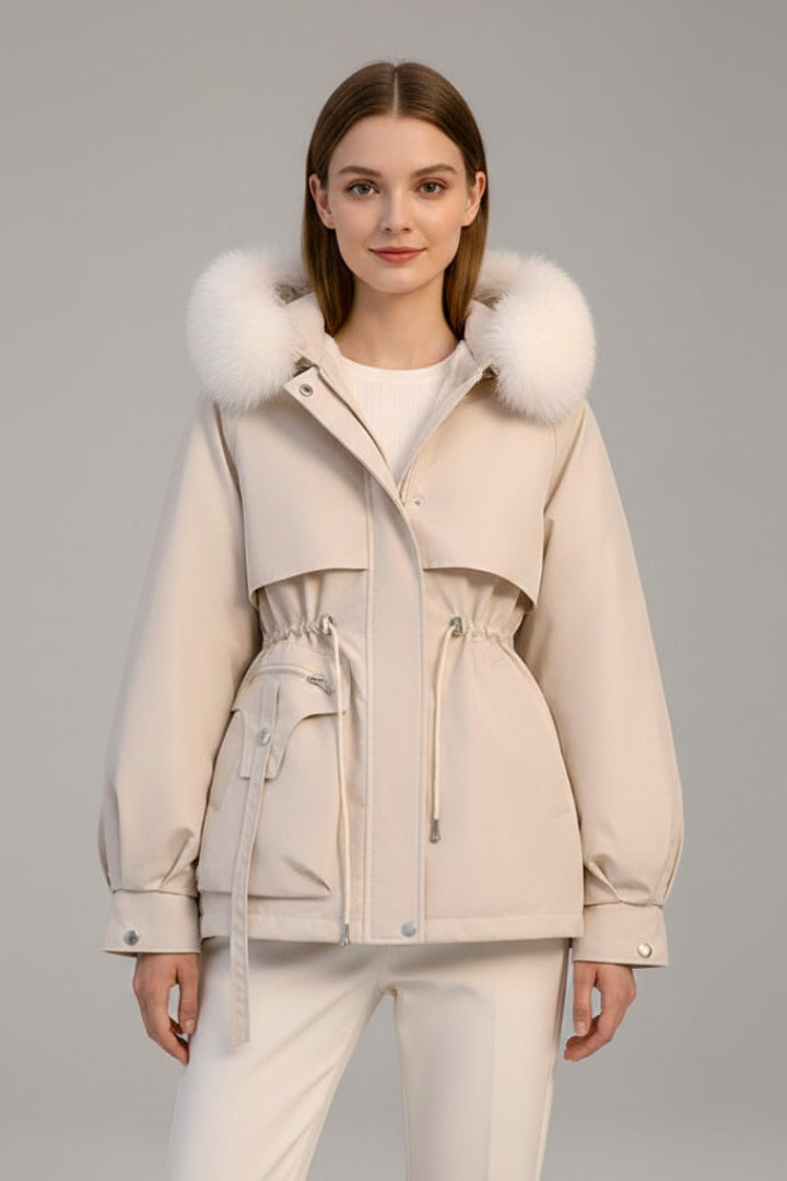 Women's short quilted hooded parka jacket for autumn and winter