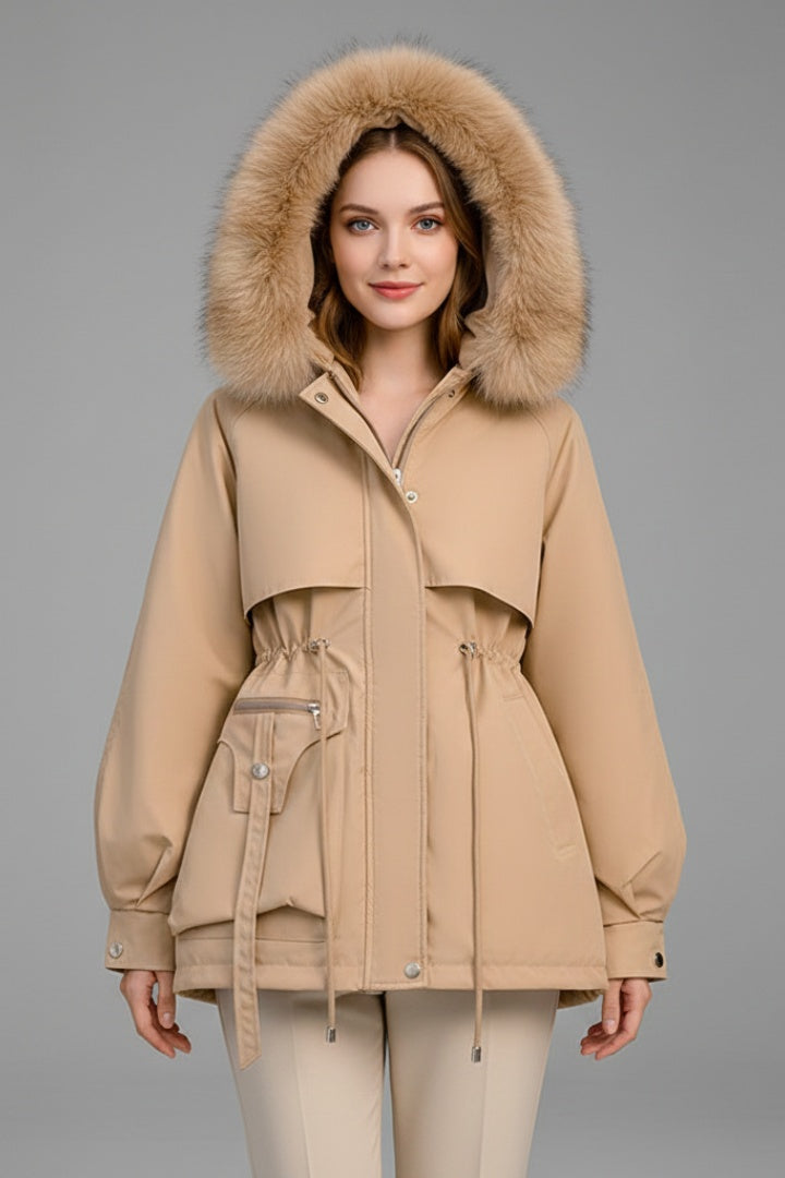 Women's short quilted hooded parka jacket for autumn and winter