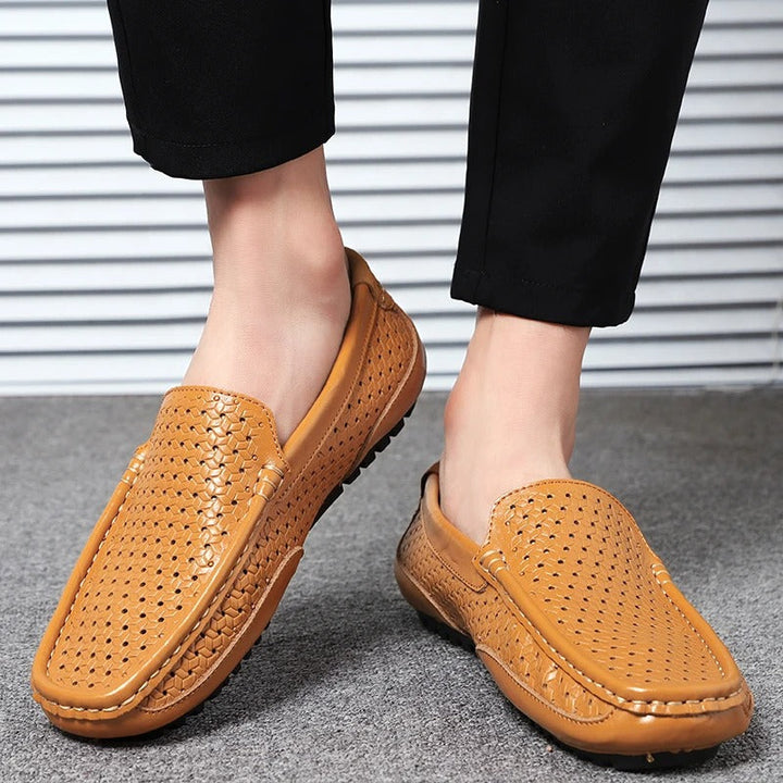 https://cdn.shopify.com/s/files/1/0998/9200/3147/files/mens-leather-loafers-damiano-blue-1-6-state_of_style-14.jpg?v=1766842362