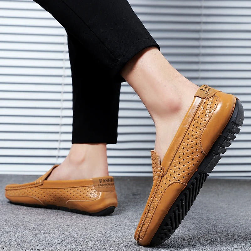 https://cdn.shopify.com/s/files/1/0998/9200/3147/files/mens-leather-loafers-damiano-blue-1-6-state_of_style-15.jpg?v=1766842367