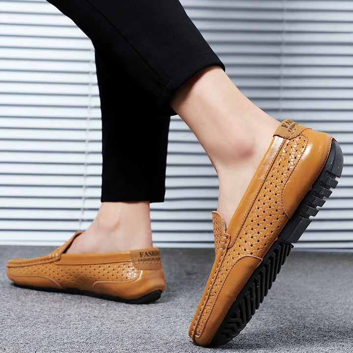 https://cdn.shopify.com/s/files/1/0998/9200/3147/files/mens-leather-loafers-damiano-blue-1-6-state_of_style-15.jpg?v=1766842367