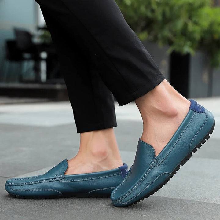 https://cdn.shopify.com/s/files/1/0998/9200/3147/files/mens-leather-loafers-damiano-blue-1-6-state_of_style-20.jpg?v=1766842363