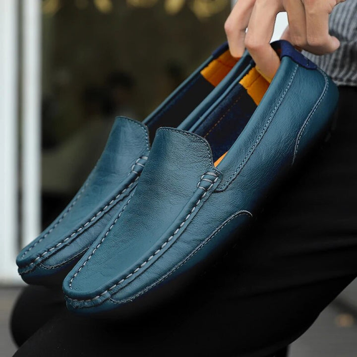 https://cdn.shopify.com/s/files/1/0998/9200/3147/files/mens-leather-loafers-damiano-blue-1-6-state_of_style-23.jpg?v=1766842368