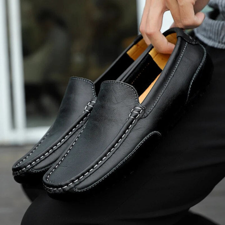 https://cdn.shopify.com/s/files/1/0998/9200/3147/files/mens-leather-loafers-damiano-blue-1-6-state_of_style-28.jpg?v=1766842364