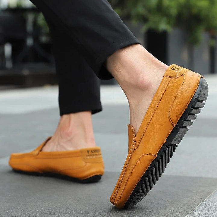 https://cdn.shopify.com/s/files/1/0998/9200/3147/files/mens-leather-loafers-damiano-blue-1-6-state_of_style-31.jpg?v=1766842361