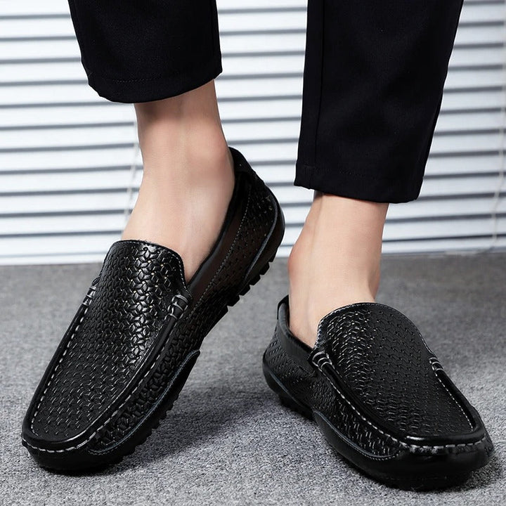 https://cdn.shopify.com/s/files/1/0998/9200/3147/files/mens-leather-loafers-damiano-blue-1-6-state_of_style-6.jpg?v=1766842366