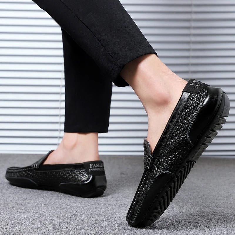 https://cdn.shopify.com/s/files/1/0998/9200/3147/files/mens-leather-loafers-damiano-blue-1-6-state_of_style-7.jpg?v=1766842364