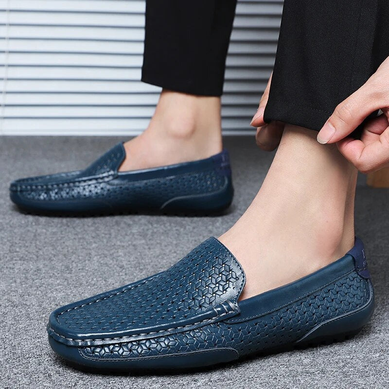 https://cdn.shopify.com/s/files/1/0998/9200/3147/files/mens-leather-loafers-damiano-blue-1-6-state_of_style.jpg?v=1766842362