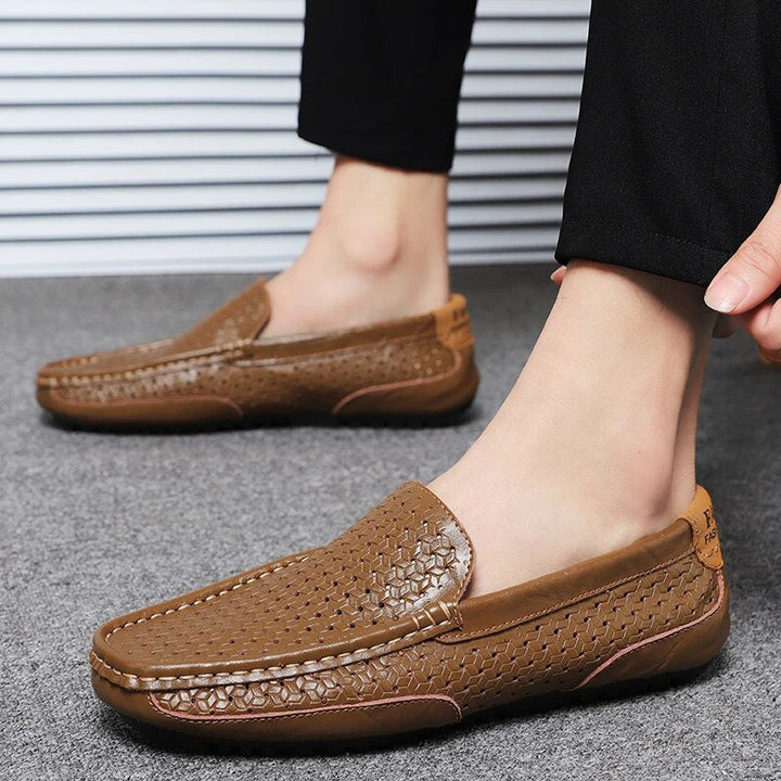 https://cdn.shopify.com/s/files/1/0998/9200/3147/files/mens-leather-loafers-damiano-brown-1-6-state_of_style-8.jpg?v=1766842366