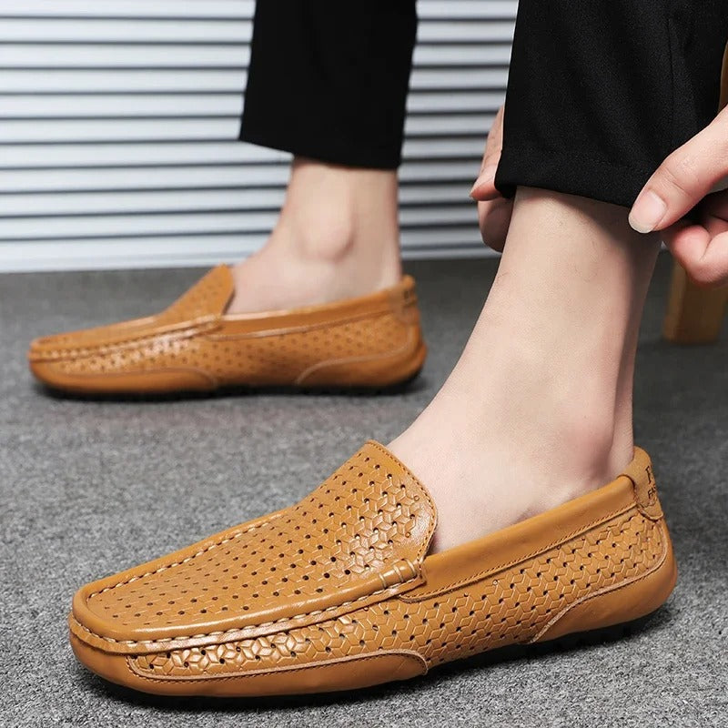 https://cdn.shopify.com/s/files/1/0998/9200/3147/files/mens-leather-loafers-damiano-yellow-1-6-state_of_style-13.jpg?v=1766842363