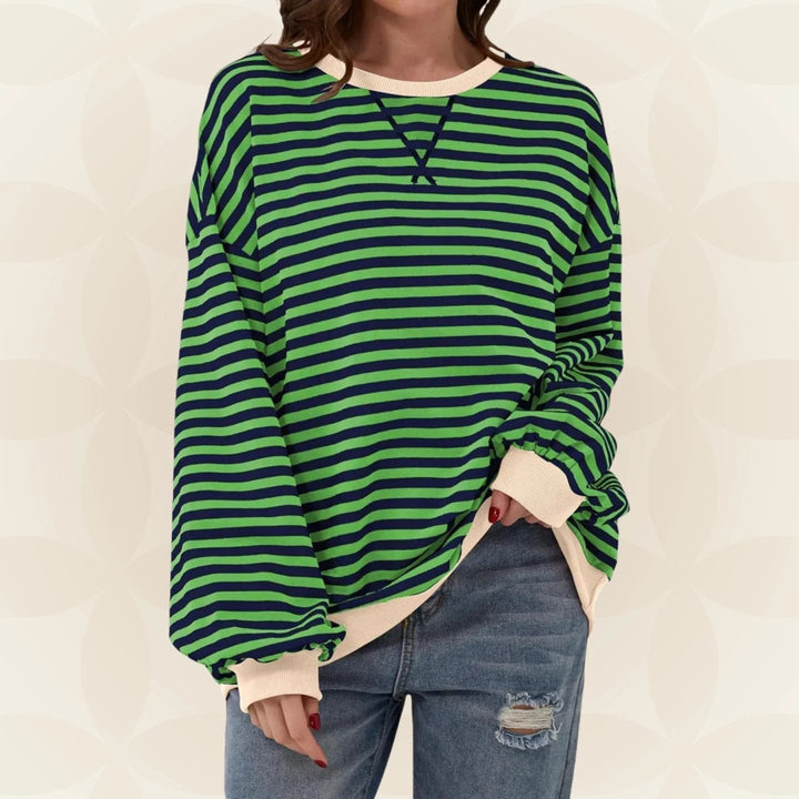 Women's oversized knit sweater for fall, with a loose, casual fit for everyday wear