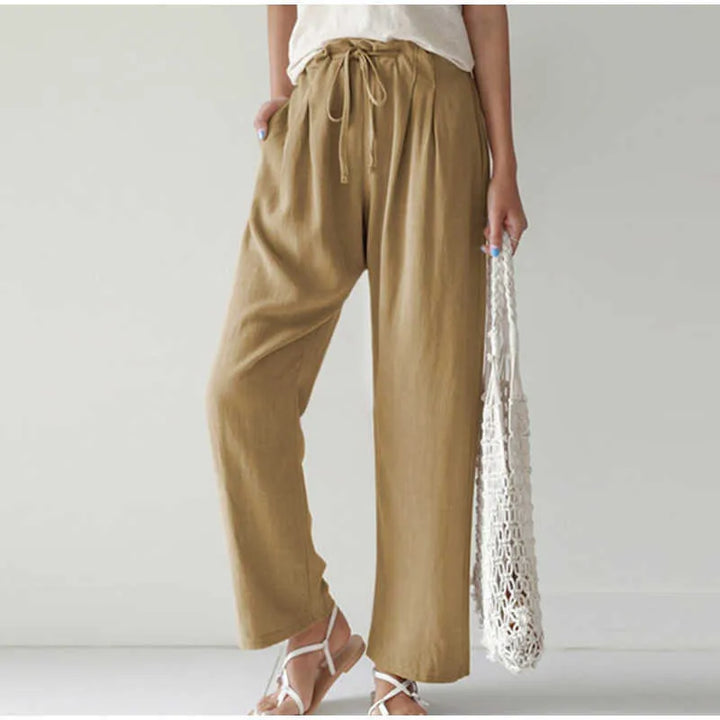 Gretel - Breathable pants with elastic waist and trendy pleated pocket on flared legs