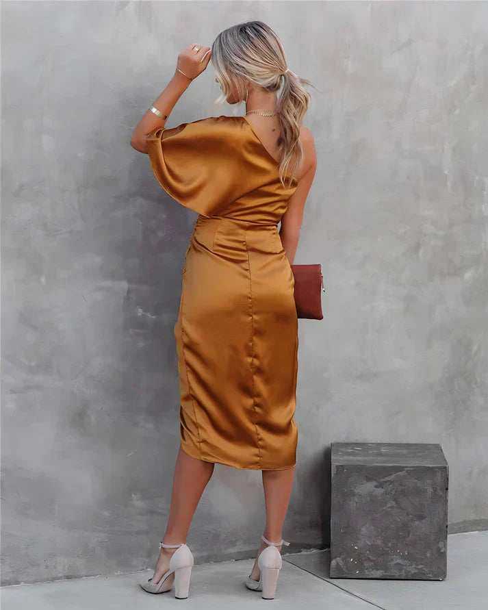 https://cdn.shopify.com/s/files/1/0998/9200/3147/files/silk-evening-dress-seraphina-blue-xs-state_of_style-18.webp?v=1766785278