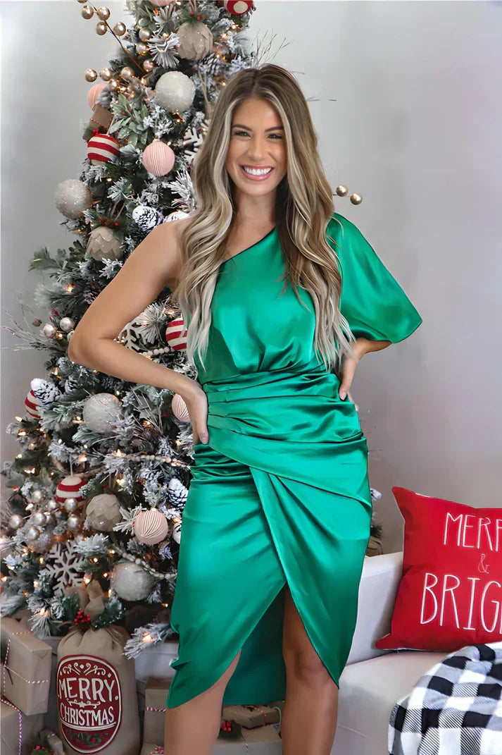 https://cdn.shopify.com/s/files/1/0998/9200/3147/files/silk-evening-dress-seraphina-green-xs-state_of_style-13.webp?v=1766785279