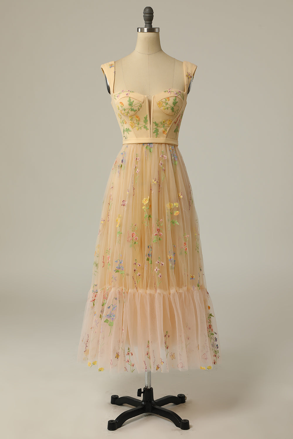 https://cdn.shopify.com/s/files/1/0998/9200/3147/files/stylish-long-a-line-ball-gown-with-embroidery-anna-champagne-s-state_of_style-4.jpg?v=1766785279