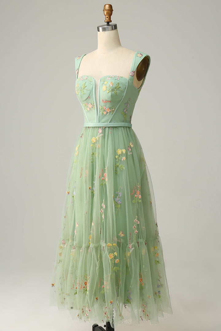 https://cdn.shopify.com/s/files/1/0998/9200/3147/files/stylish-long-a-line-ball-gown-with-embroidery-anna-green-s-state_of_style-3.jpg?v=1766785279