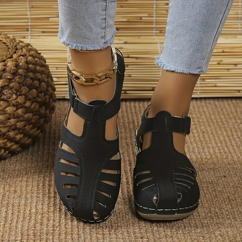 https://cdn.shopify.com/s/files/1/0998/9200/3147/files/trendy-womens-comfort-sandals-with-orthopedic-support-mirella-black-3-state_of_style.webp?v=1766840317