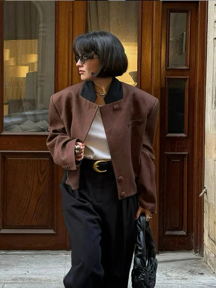 Veste pour femme de style blazer courte à col pour l'automne, coupe élégante