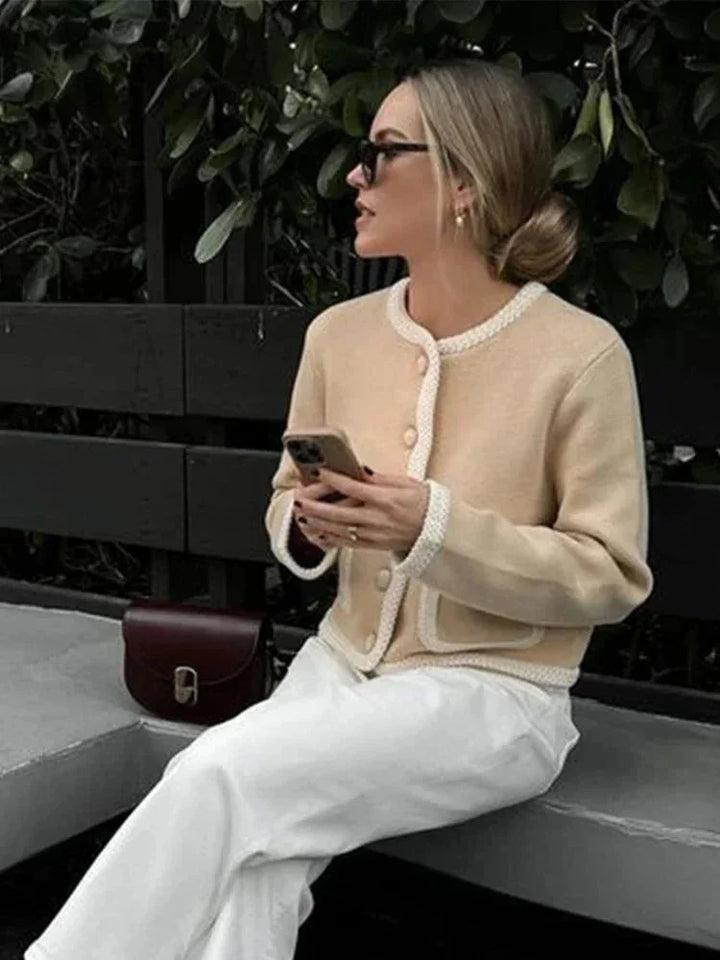 Veste courte femme en maille effet tweed, élégante et raffinée pour l’automne