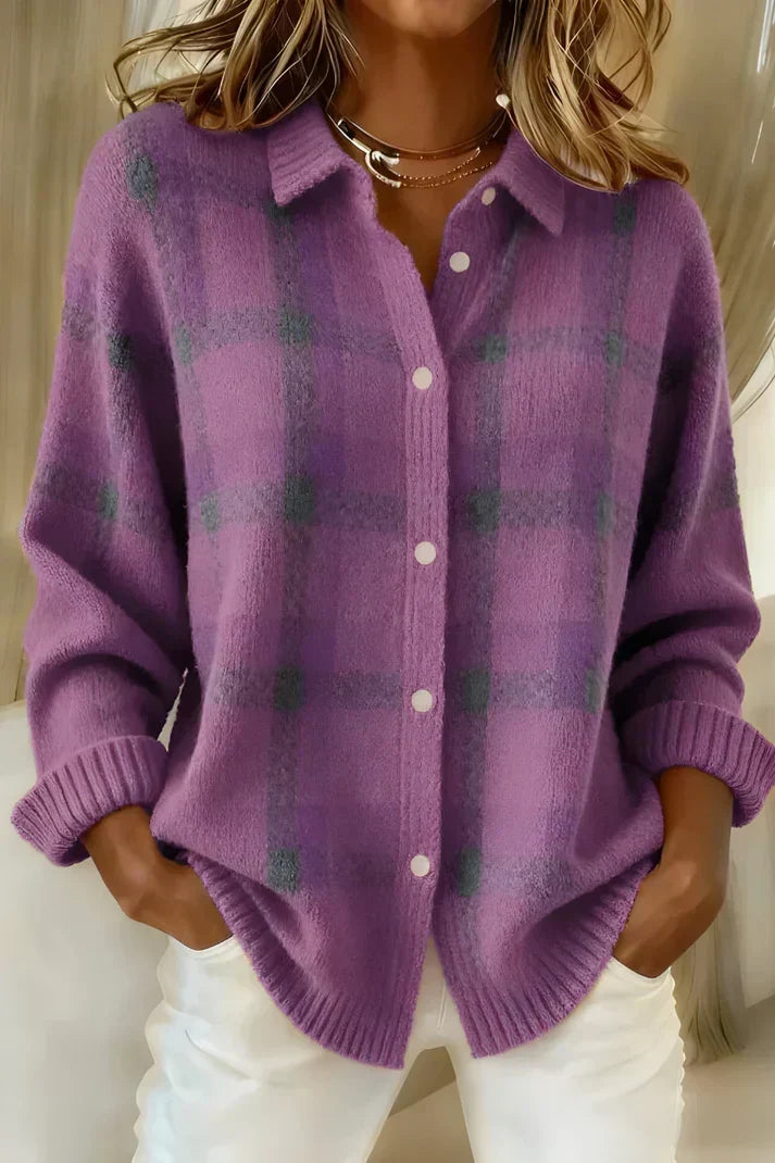Long button-down vest for women, elegant for autumn and everyday outfits.