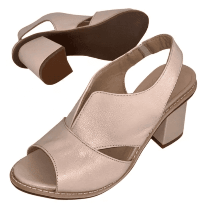 https://cdn.shopify.com/s/files/1/0998/9200/3147/files/womens-leather-sandals-with-heel-comfort-footbed-selina-beige-2_5-state_of_style-4.png?v=1766840311